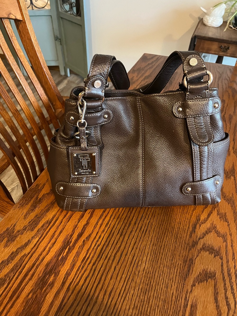 Tignanello Brown Pebbled Leather shoulder bag! EUC Beautiful bag!